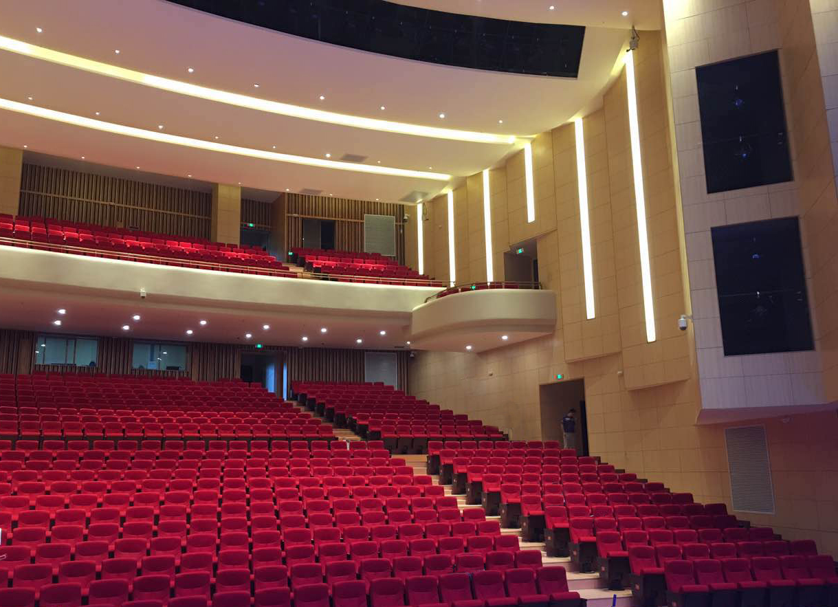 线性阵列组合解决了声干涉