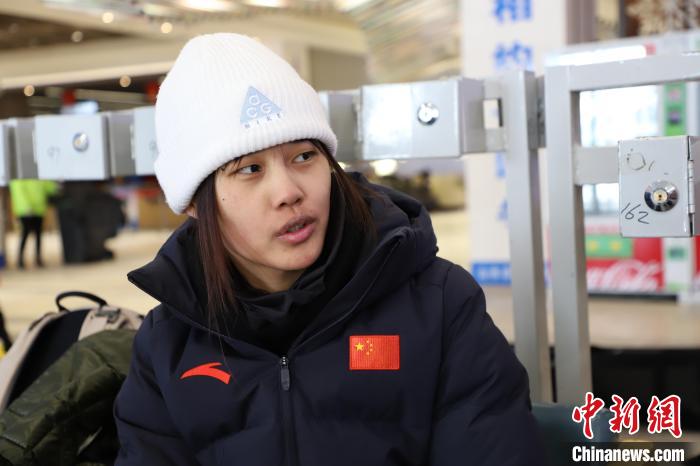 十四冬贵州单板滑雪女将郭千一谈失金：有遗憾