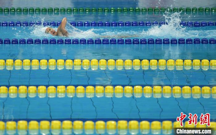 两岸青少年游泳精英赛杭州开赛 两岸选手共赴竞