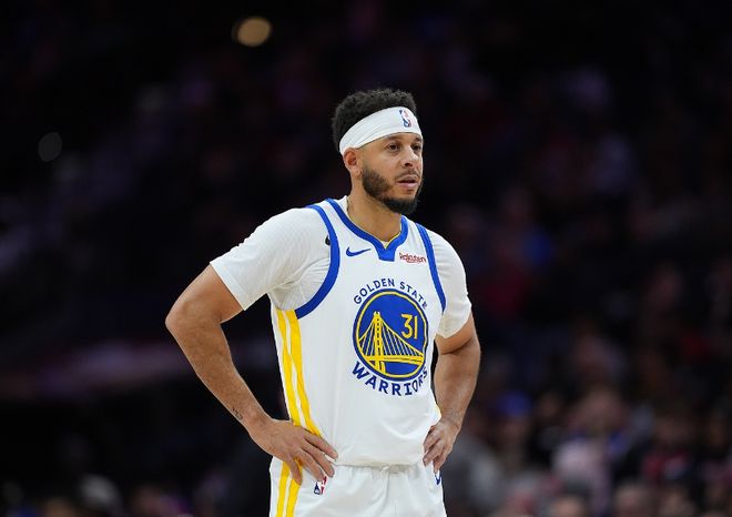 勇士末节反扑未果遭爵士逆转 梅尔顿爆发库里复