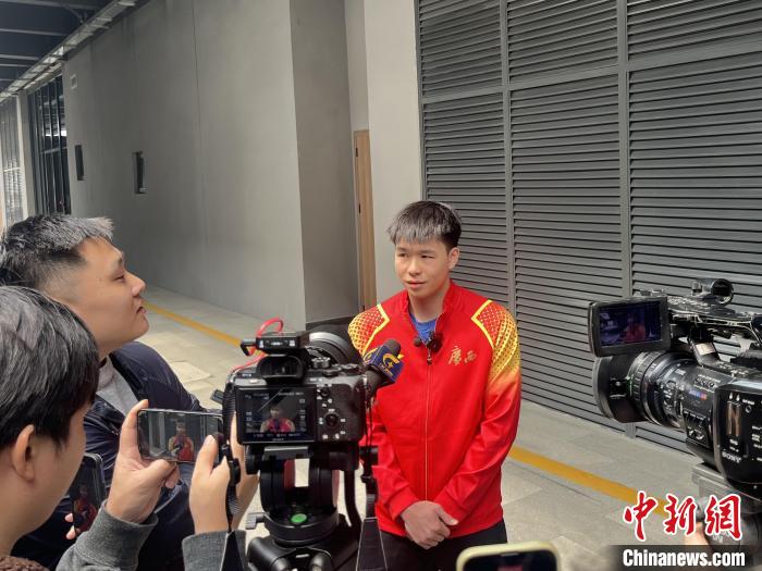 广西冰雪健儿邱习杨冬运会摘铜牌 跨项选材助力