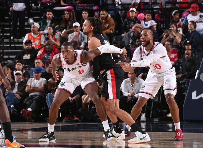 开拓者赛季首胜快船终结快船5连胜