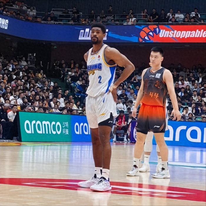 山东男篮主场惨败北京北汽 李楠回归助首钢逆转